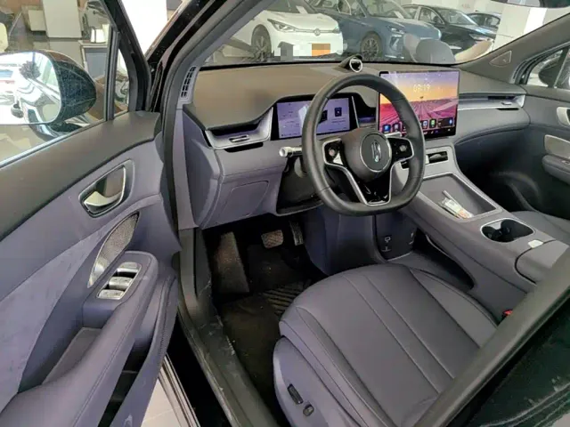 Shangjie SUV — Фото автомобиля 15
