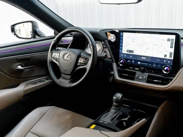 Lexus ES — Фото автомобиля 27