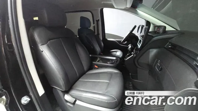 Hyundai Staria Staria Карго 5 мест — Фото автомобиля 11