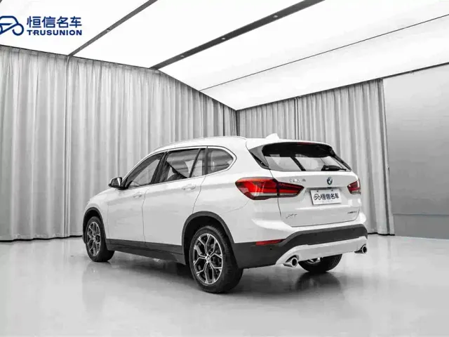 BMW X1 — Фото автомобиля 7