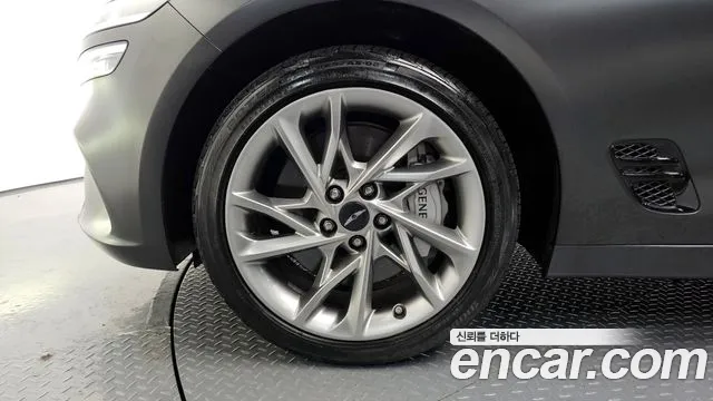 Genesis G70 Новый G70 Бензин 2.5T 4WD — Фото автомобиля 5