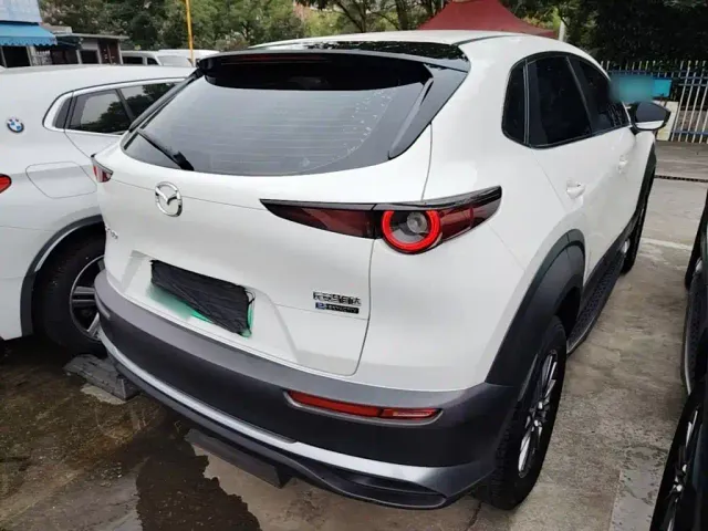 Mazda CX-30 EV — Фото автомобиля 6