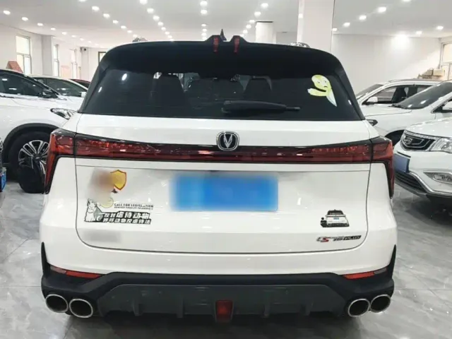 Changan CS75 Plus — Фото автомобиля 5