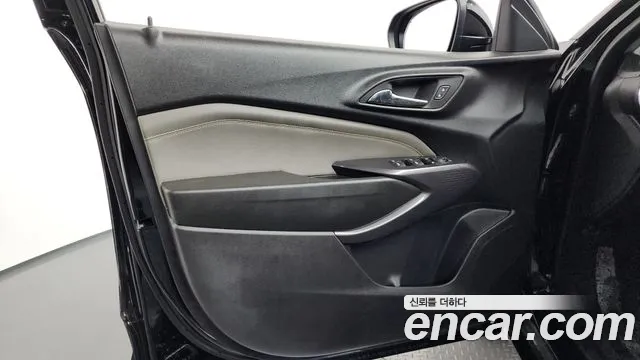 ChevroletGMDaewoo Trax Trax Кроссовер — Фото автомобиля 20