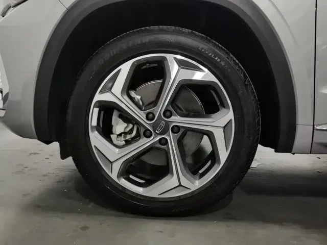 Geely Xingyue L — Фото автомобиля 17