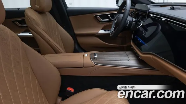 Mercedes-Benz E-Class W214 — Фото автомобиля 18