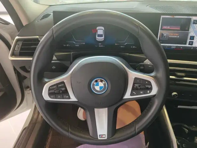 BMW i3 — Фото автомобиля 15