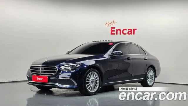Фотография автомобиля — Mercedes-Benz E-Class W213