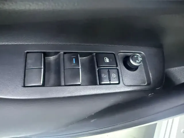 Toyota Corolla — Фото автомобиля 16