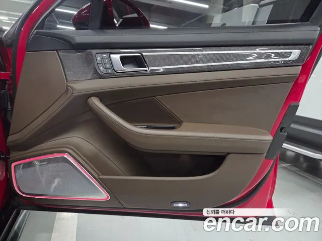 Porsche Panamera 971 — Фото автомобиля 13
