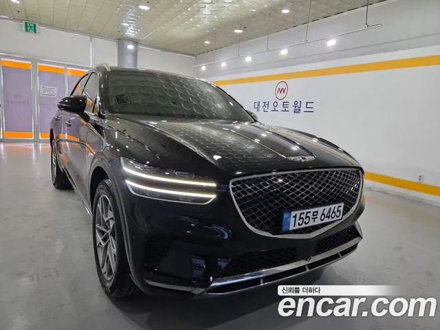 Genesis GV70 2.5T Бензин 2WD — Фото автомобиля 4