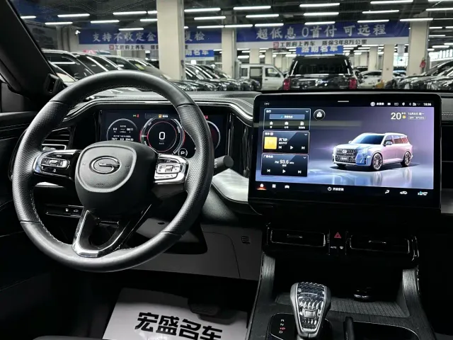 GAC Trumpchi GS8 — Фото автомобиля 24