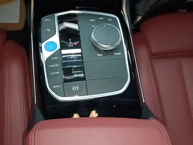 BMW i3 — Фото автомобиля 13