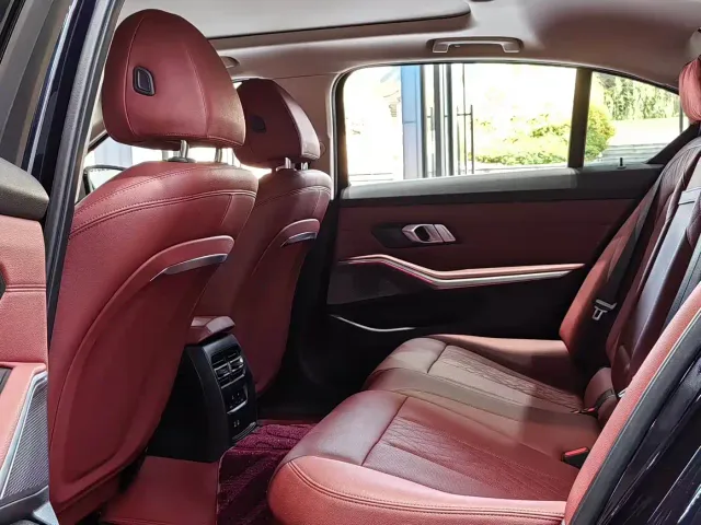 BMW 3 Series — Фото автомобиля 6