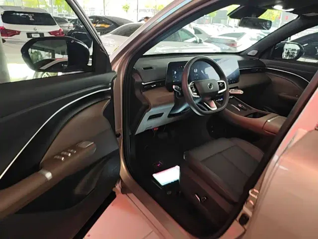 Changan CS55 Plus — Фото автомобиля 15