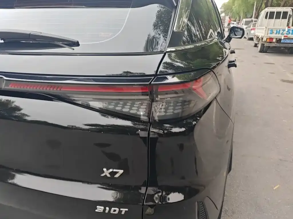 BAIC Beijing X7 2023 1.5TD DCT Super Enjoy+ Edition — Фото автомобиля 7