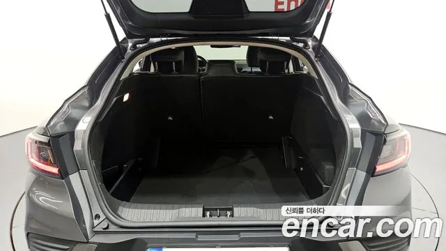 Renault-KoreaSamsung Arkana Arkana 1.6 GTe Evolution — Фото автомобиля 20