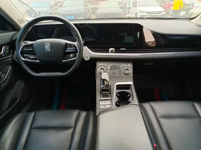 Bestune B70 — Фото автомобиля 7
