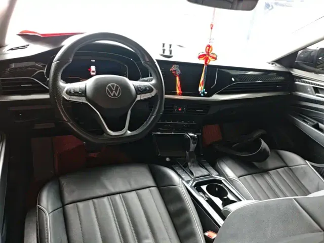 Volkswagen Passat — Фото автомобиля 9