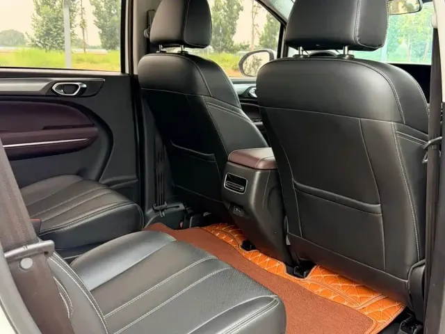 GAC Trumpchi Trumpchi M6 2023 PRO 270T DCT Luxury Edition — Фото автомобиля 10