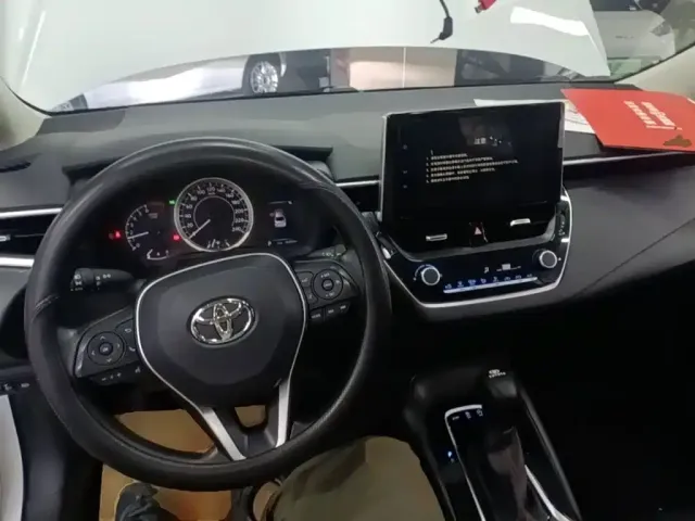 Toyota Corolla — Фото автомобиля 9
