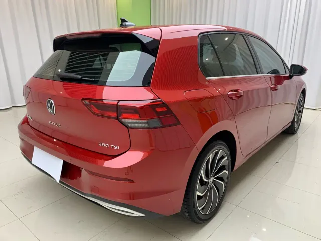 Volkswagen Golf — Фото автомобиля 4