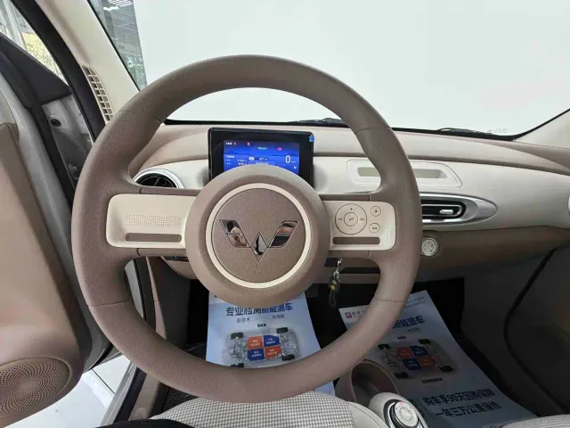 Wuling Hongguang Mini EV — Фото автомобиля 8