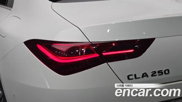 Mercedes-Benz CLA-Class — Фото автомобиля 21