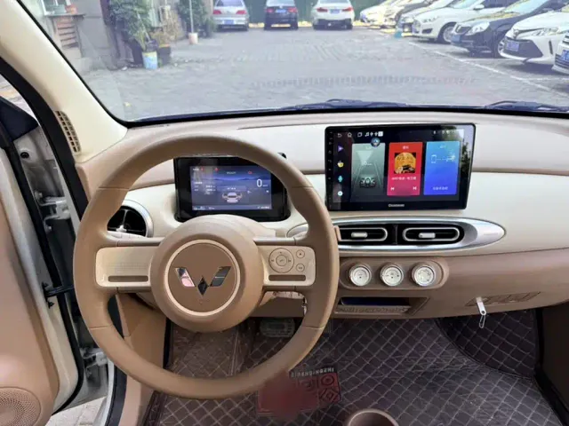 Wuling Hongguang Mini EV — Фото автомобиля 6