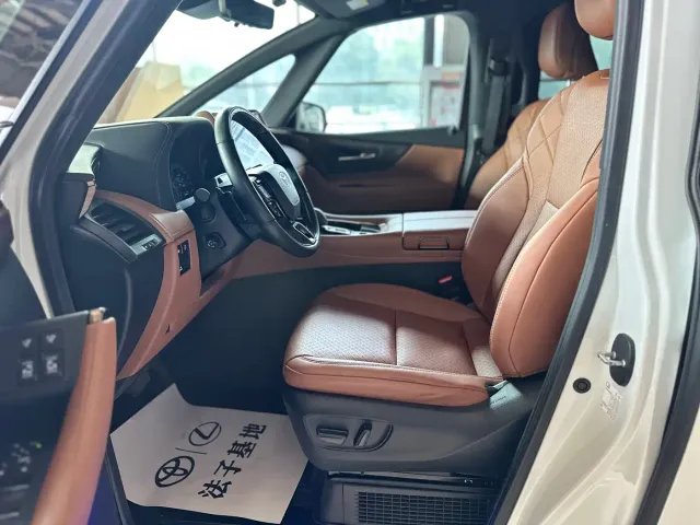 Toyota Alphard — Фото автомобиля 6