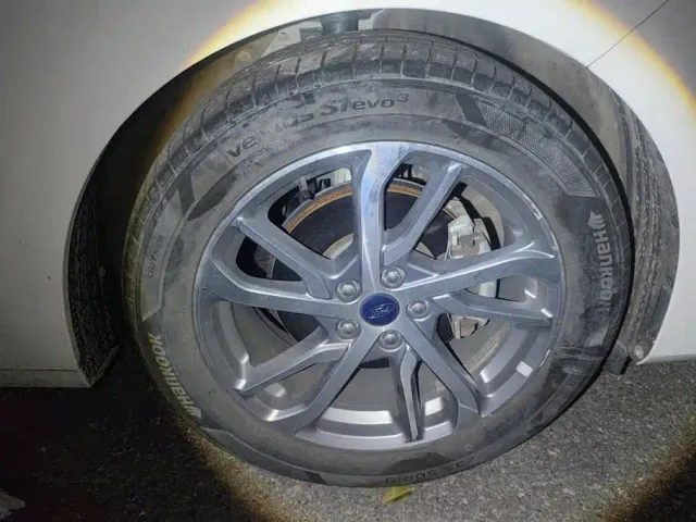 Ford Mondeo — Фото автомобиля 6