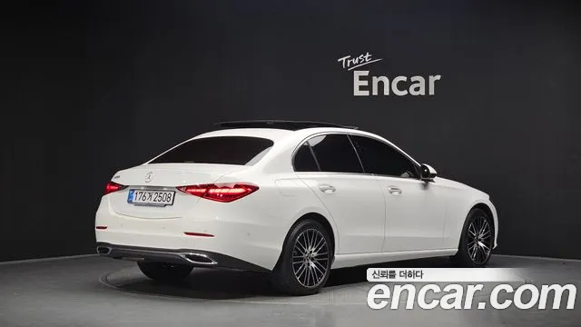 Mercedes-Benz C-Class — Фото автомобиля 2