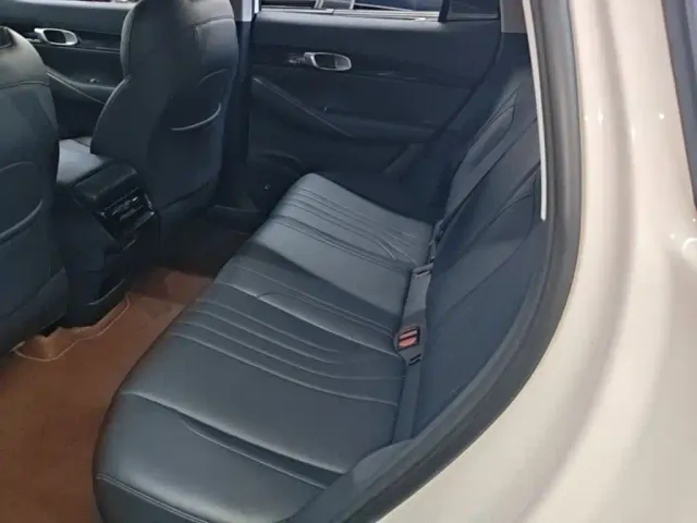 Geely Galaxy E5 — Фото автомобиля 16