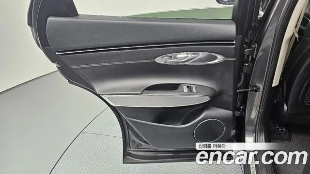 Genesis GV70 Electrified GV70 — Фото автомобиля 25