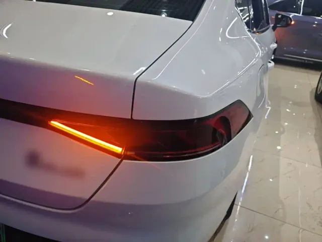 BYD Qin PLUS — Фото автомобиля 7