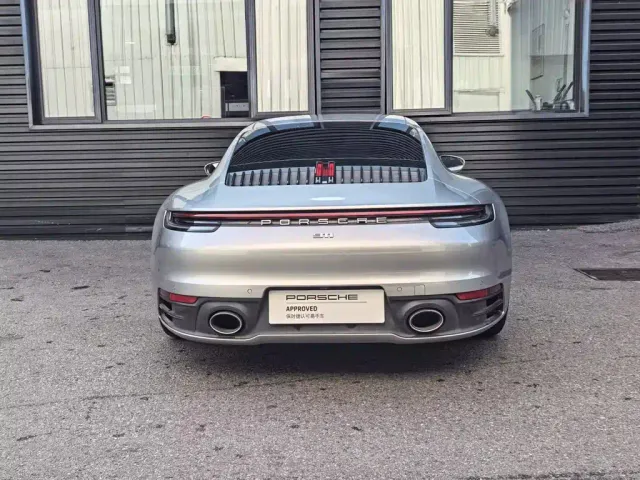 Porsche 911 — Фото автомобиля 14