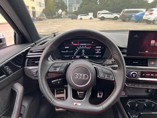 Audi S4 — Фото автомобиля 7