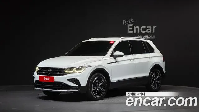 Фотография автомобиля — Volkswagen Tiguan