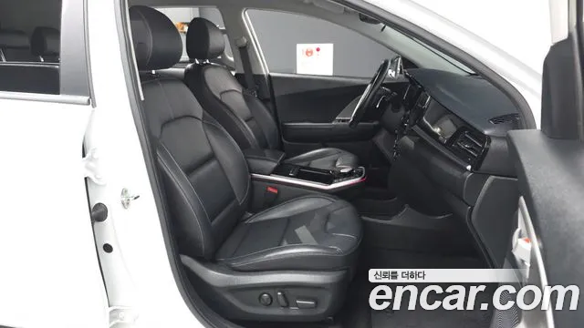 Kia Niro Niro Plus Earth — Фото автомобиля 11