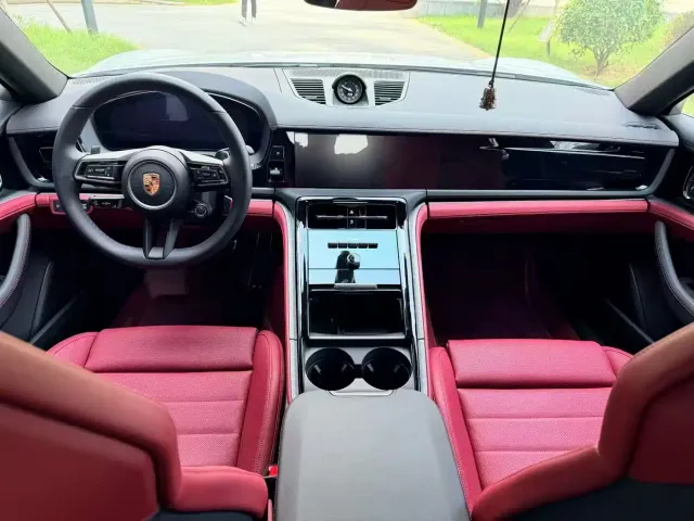 Porsche Panamera — Фото автомобиля 5