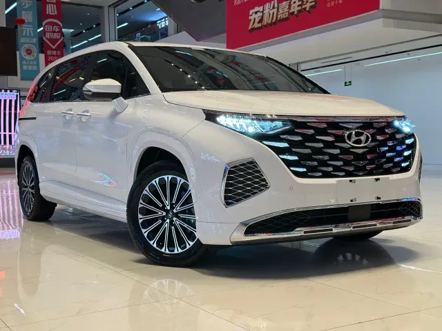 Hyundai Custo — Фото автомобиля 7