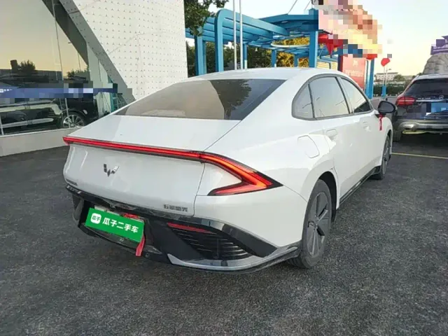 Wuling Starlight — Фото автомобиля 6