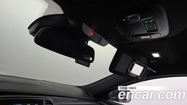 Renault Korea SM6 New — Фото автомобиля 26