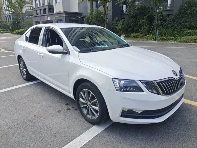 Skoda Octavia — Фото автомобиля 3