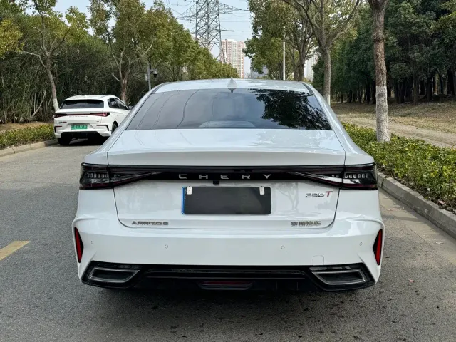 Chery Arrizo 8 — Фото автомобиля 6