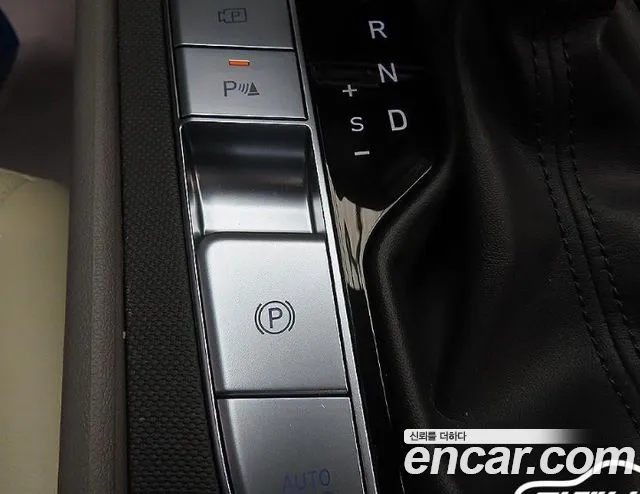 Hyundai Avante — Фото автомобиля 15