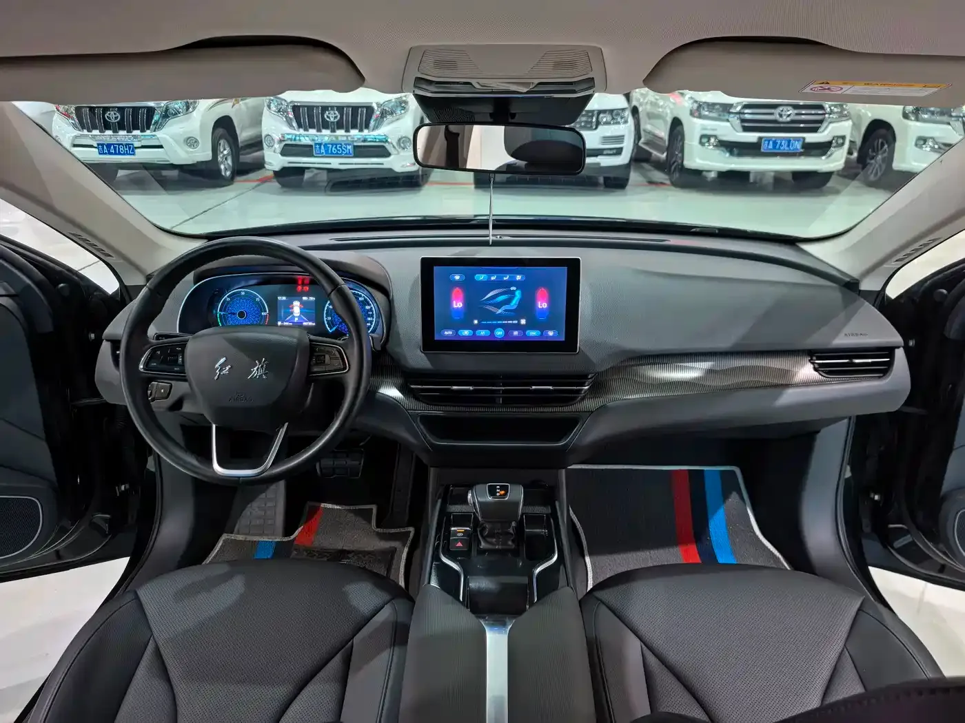 Hongqi Hongqi E-QM5 2022 431km Charging Enjoyment Edition — Фото автомобиля 6