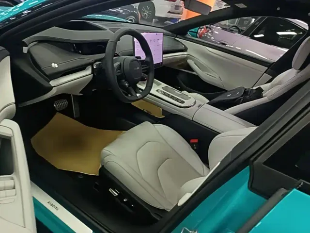 Xiaomi SU7 — Фото автомобиля 15