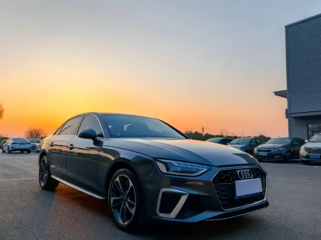 Audi A4L — Фото автомобиля 3