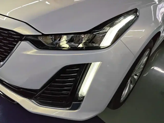 Cadillac CT5 — Фото автомобиля 23